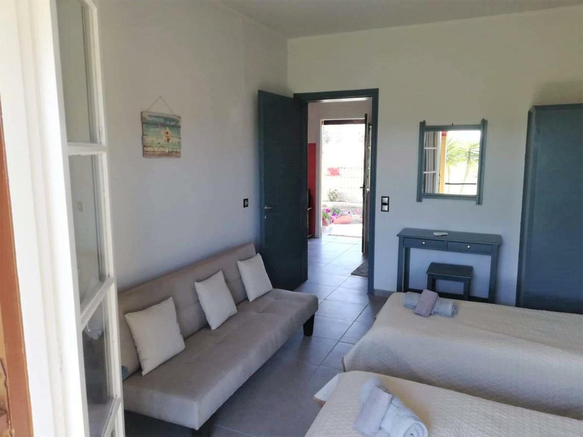 Issos Apartments 아기오스 게오르기오스 외부 사진