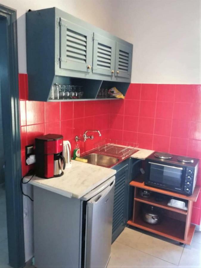 Issos Apartments 아기오스 게오르기오스 외부 사진